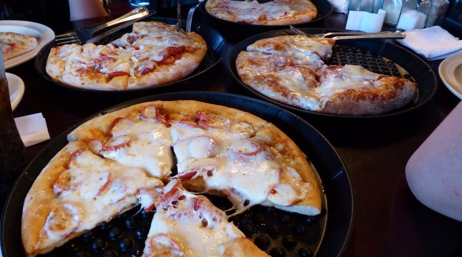 Deep pan pizza :-)
