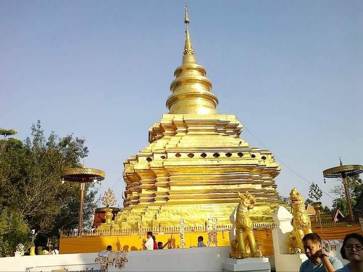 Wat Phra That Chomthong image