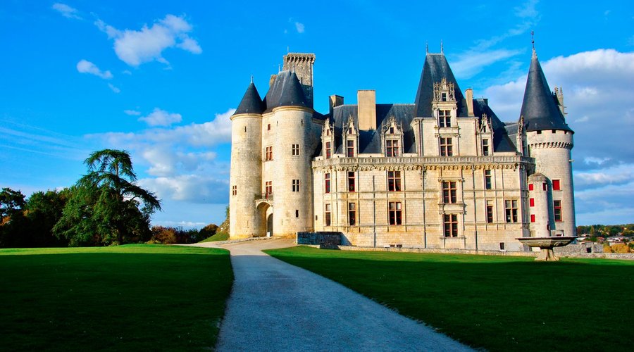 La Rochefoucauld Castle entrance