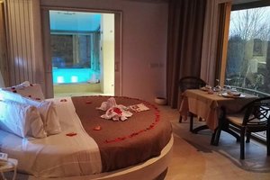 Kamar & Suite