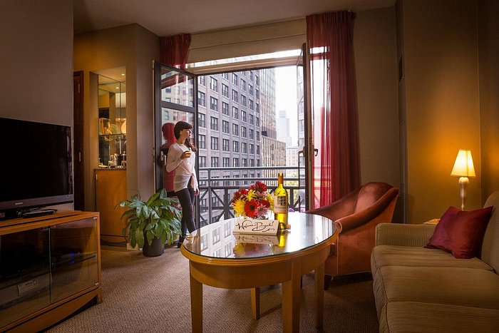 Mini Fridge and End Table - Picture of Hyatt Union Square New York, New  York City - Tripadvisor