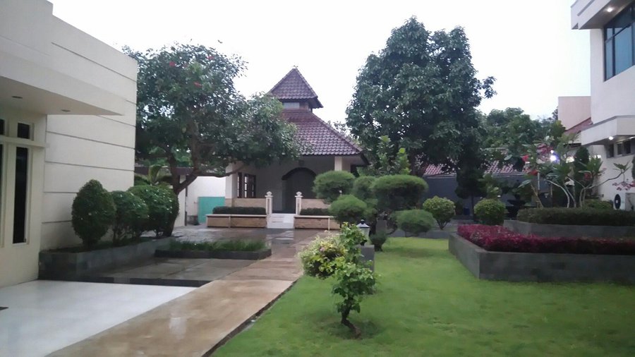 Outdoor facilities