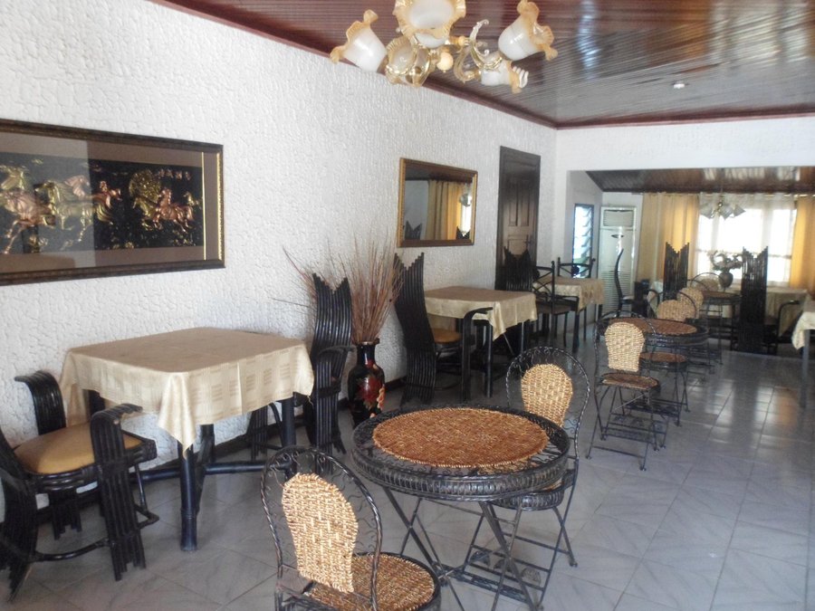 Ideally located within northridge, the ridgeview apartment community offers great access to csun and the rest of the san fernando valley. guest house reviews accra ghana