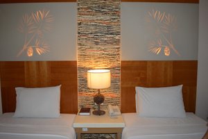 Room & Suite
