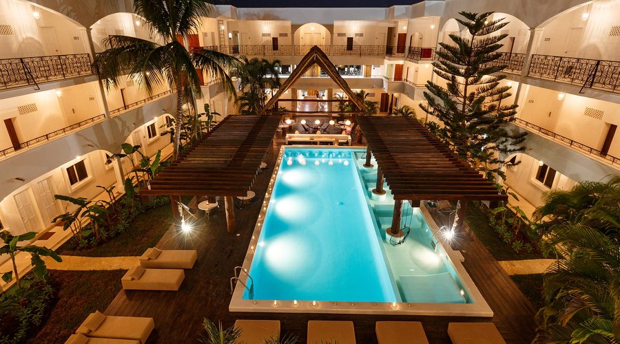 Hoteles Playa del Carmen 2025: ¿Dónde hospedarte cerca de Coco Bongo?