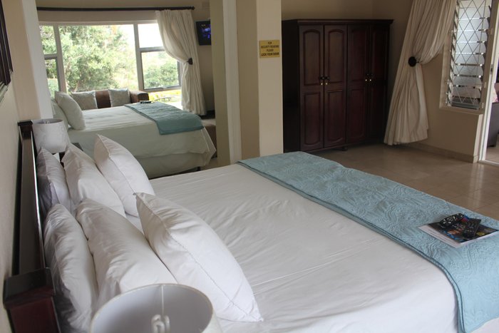 CHARTWELL GUEST HOUSE (Umhlanga Rocks) - Guesthouse Reviews, Photos ...