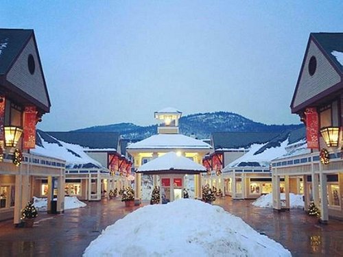 11 Best Malls in New Hampshire - New Hampshire Way