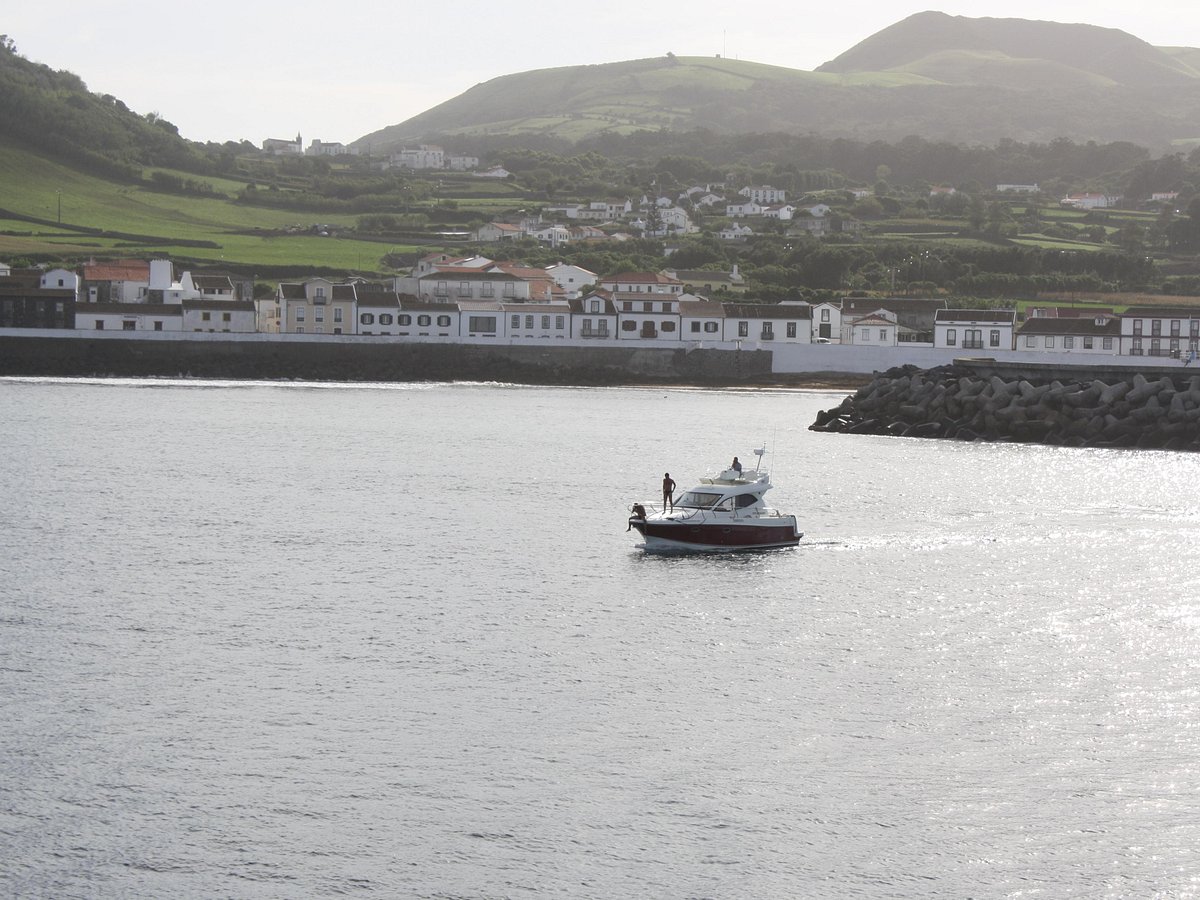Loja Náutica – Foto de Calypso Azores - Yacht Charter, Graciosa -  Tripadvisor