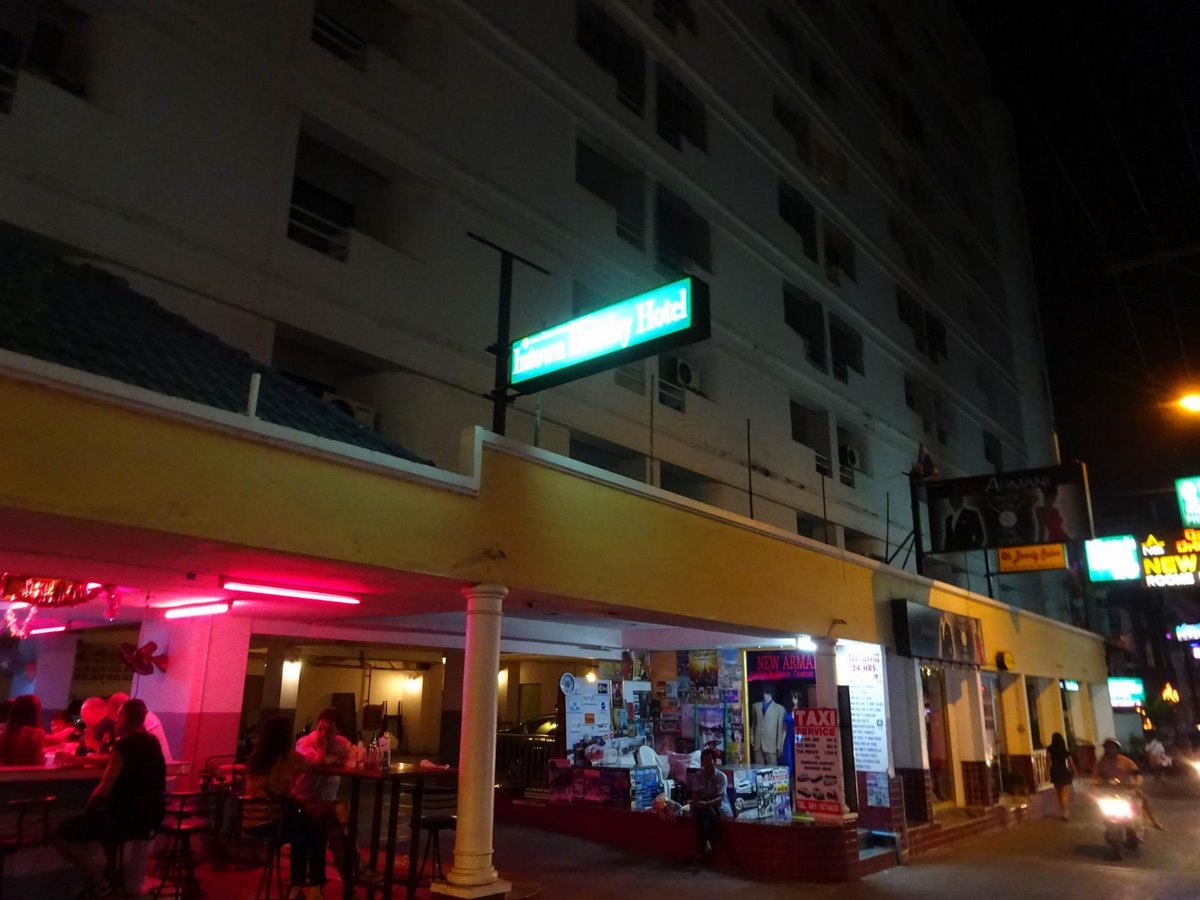 INTOWN HOLIDAY HOTEL - Reviews (Pattaya, Thailand)