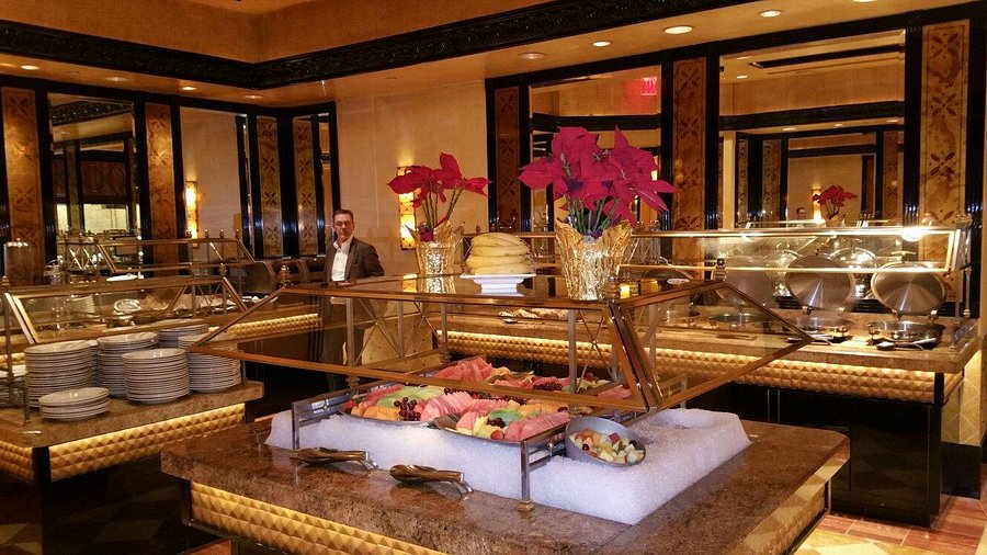 Grand Lux Cafe