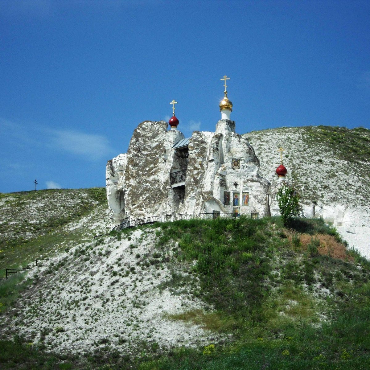 Костомарово монастырь Голгофа
