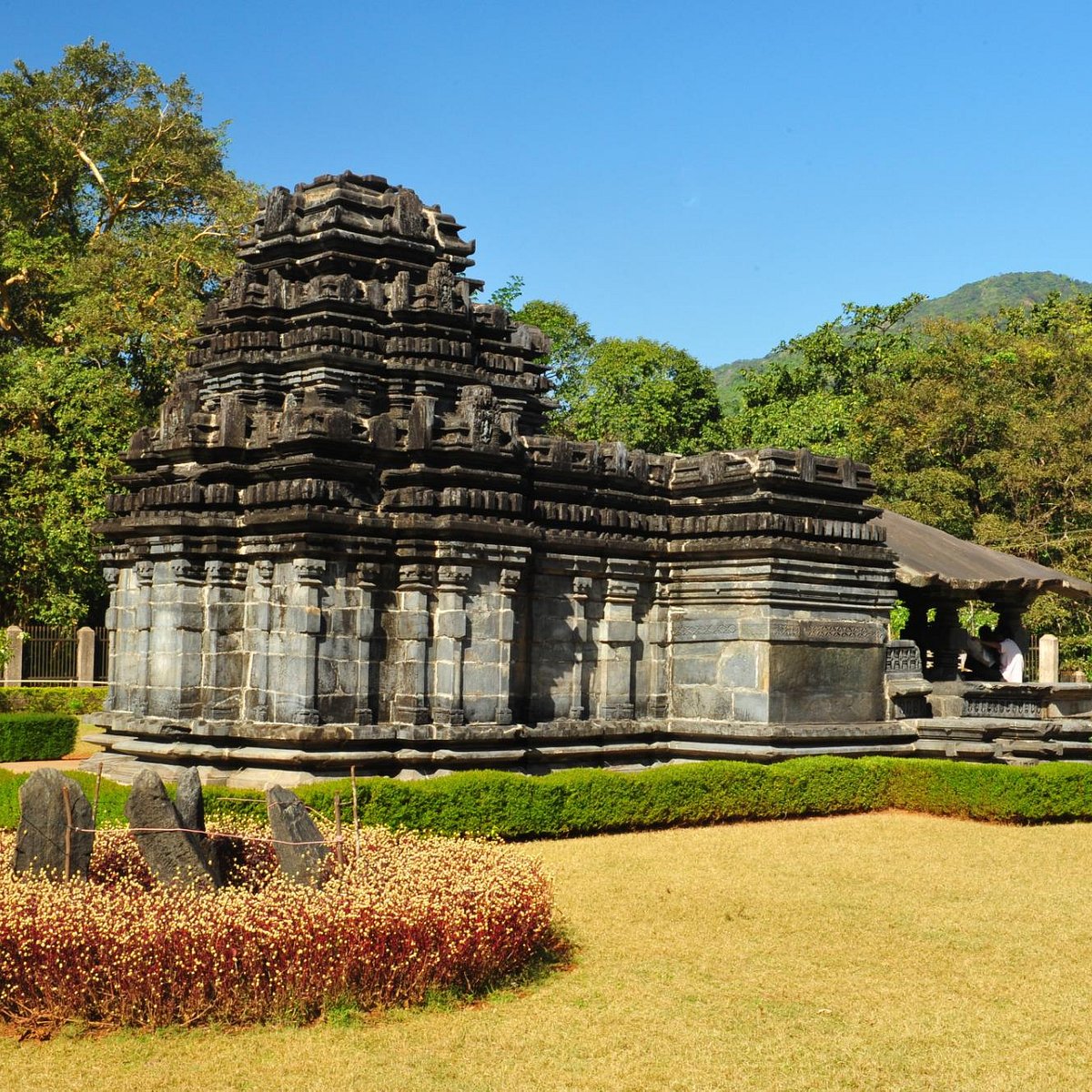 Mahadeva Temple, Mollem National Park