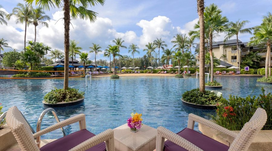 Laguna Poolside Room