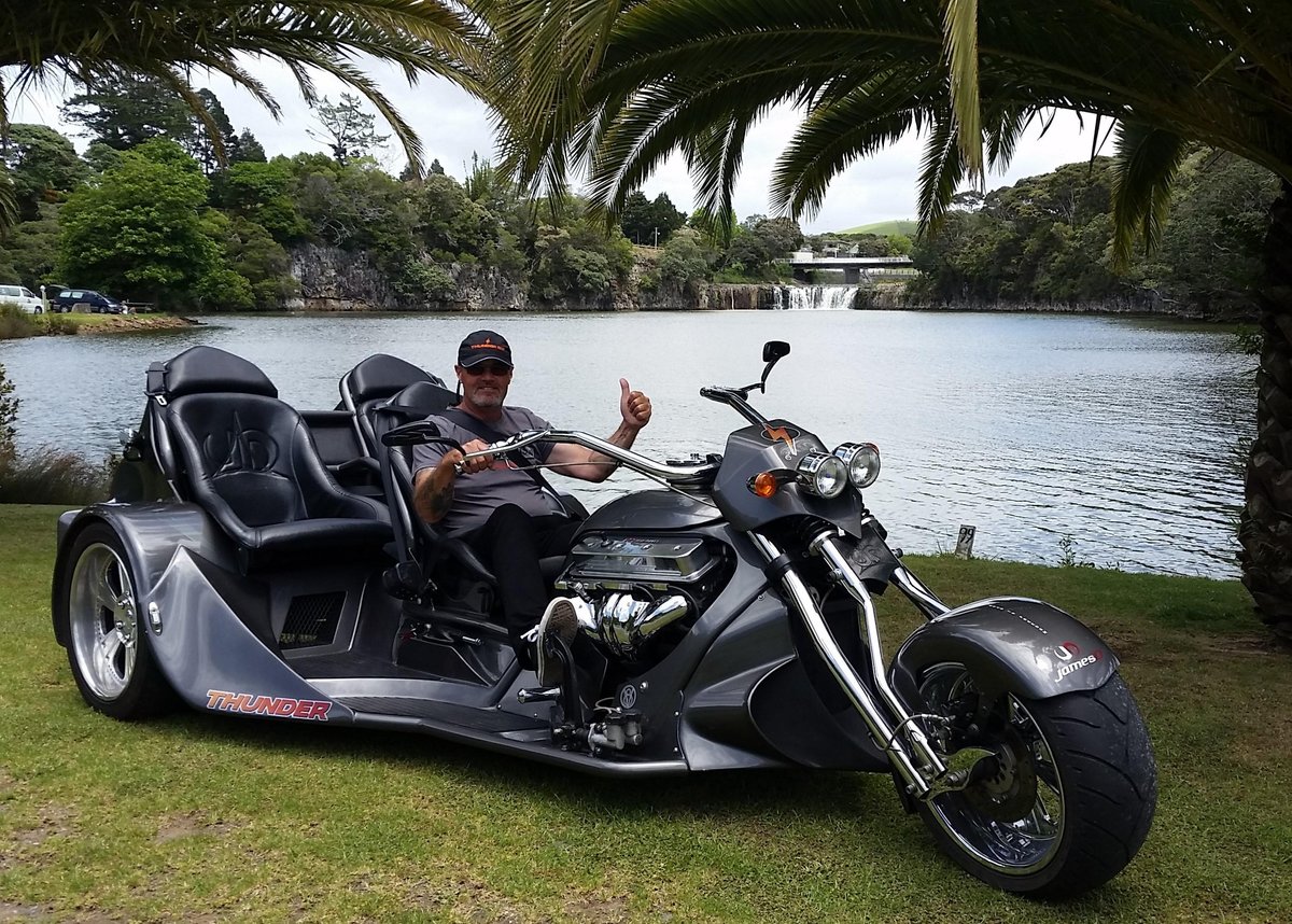 v8 motorcycle trikes for sale