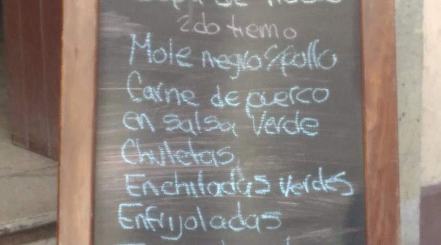 Daily menu - 50 pesos = $3.10