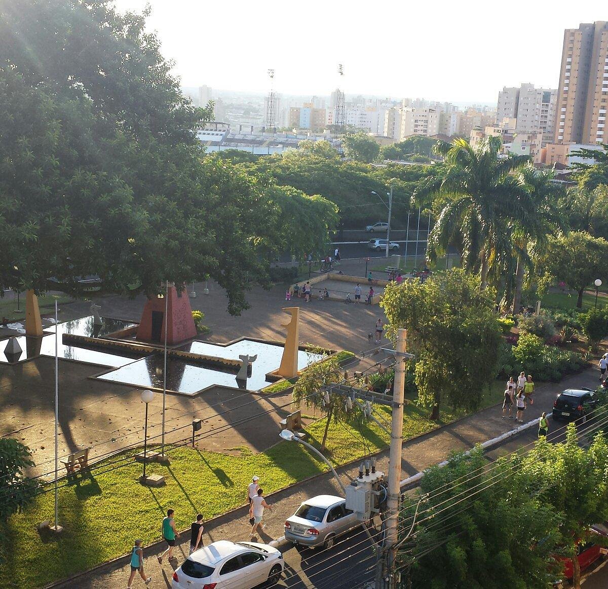 Como chegar até Churrascaria Zebu em Cuiabá de Ônibus?