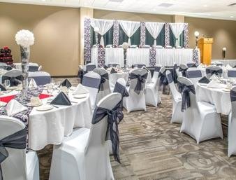 15,000 ft of meeting/conference space
