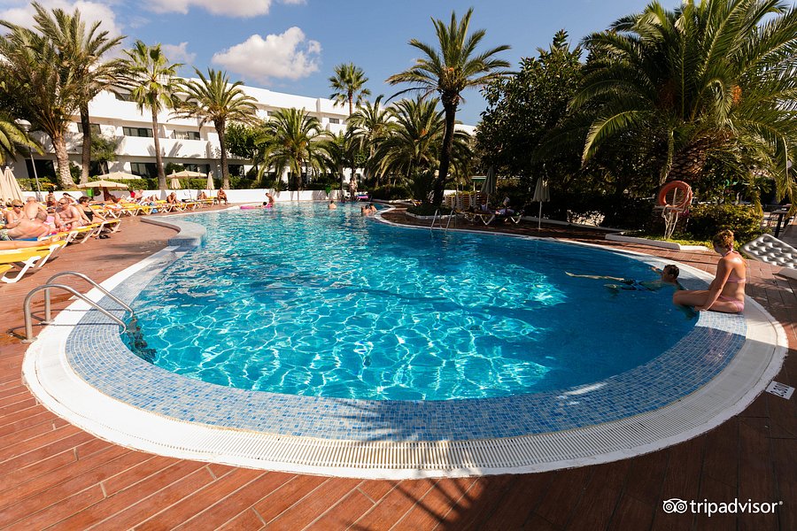 BLUE SEA ES BOLERO - Updated 2020 Prices, Hotel Reviews, and Photos