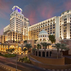 Kempinski Hotel Mall Of The Emirates in Dubai