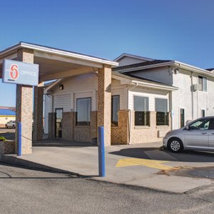 hotels in colby ks near i 70