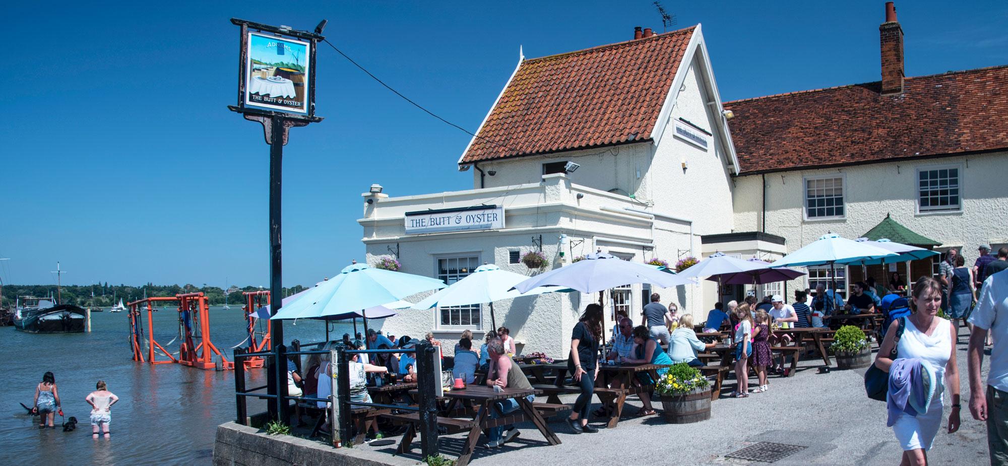 The hotsell Butt and Oyster, Pinmill, UK