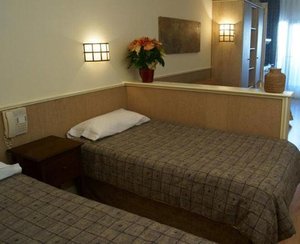 Room & Suite