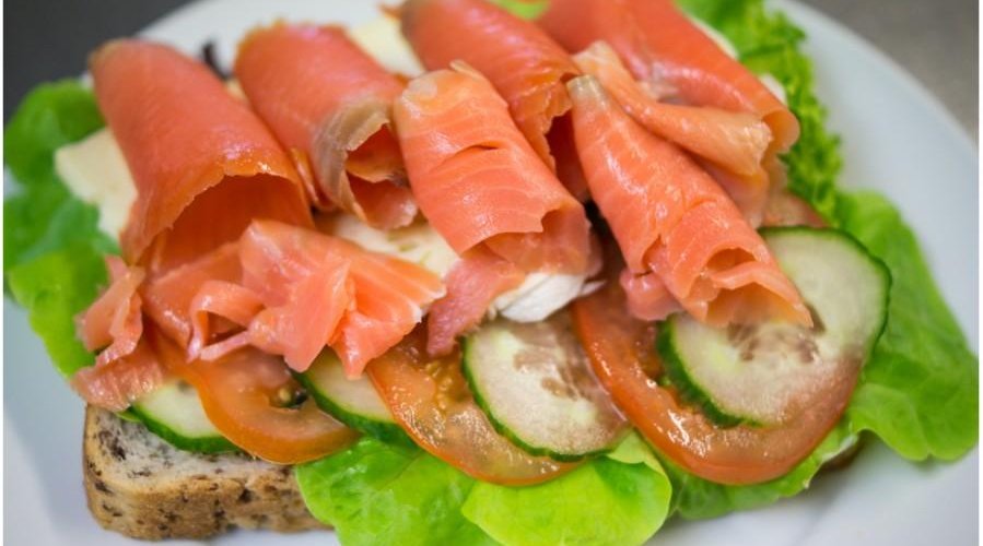 Delicious all-day menu, including fresh sandwiches