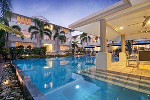 Cayman Villas - Luxury Port Douglas Apartments in Port Douglas