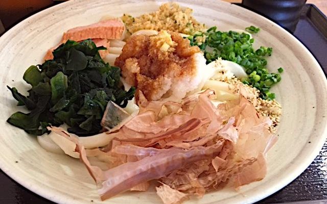 冷たいうどん