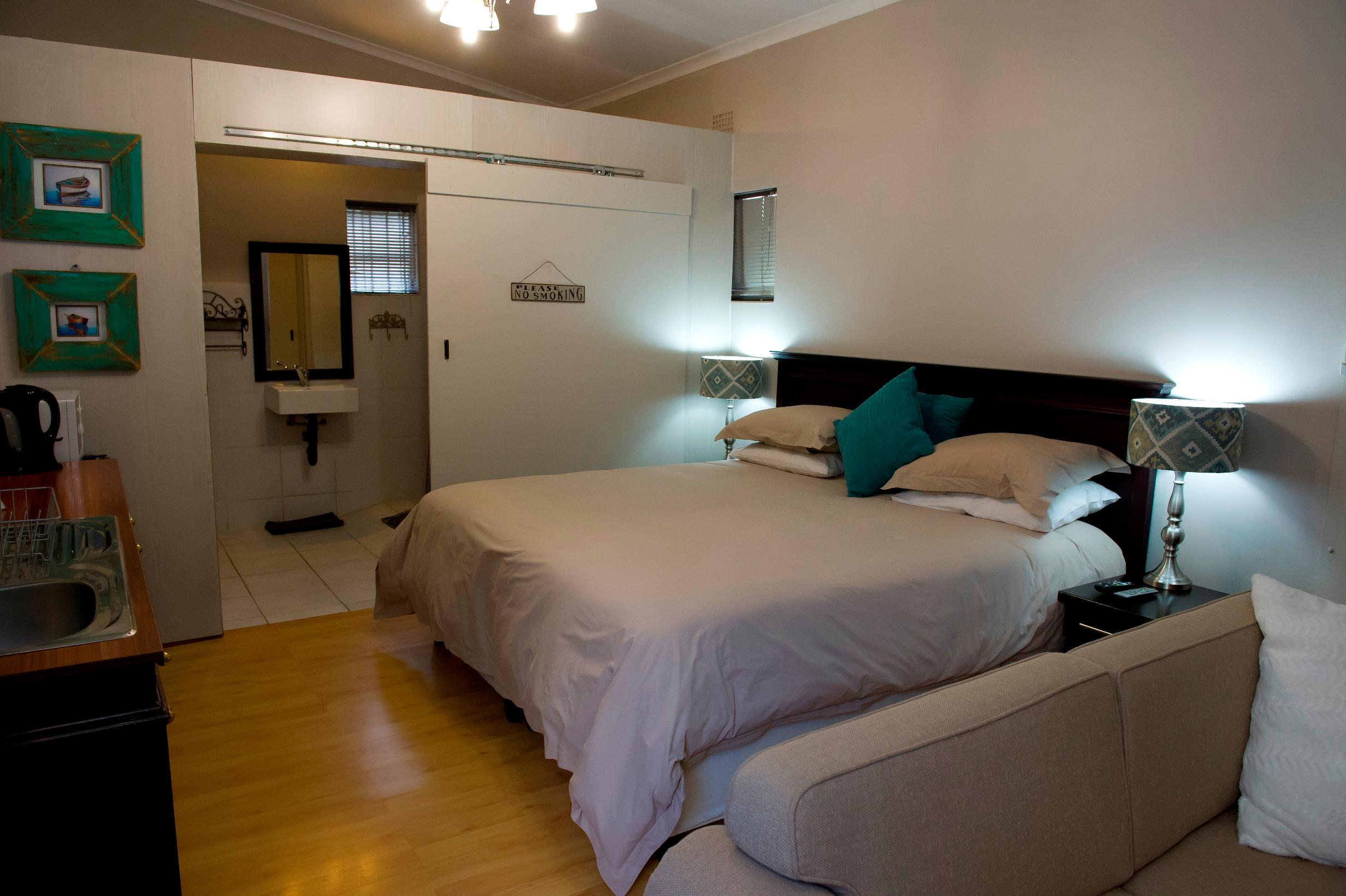 Hotel photo 1 of Cottonwood Guesthouse.