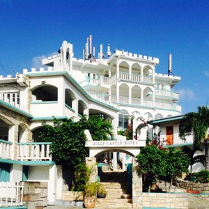 Jolly Castle Hotel