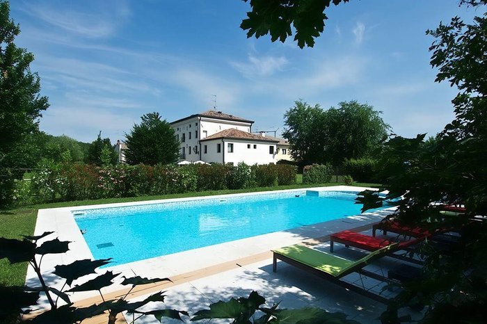 HOTEL VILLA DEI CARPINI - Prices & Reviews (Oderzo, Italy)