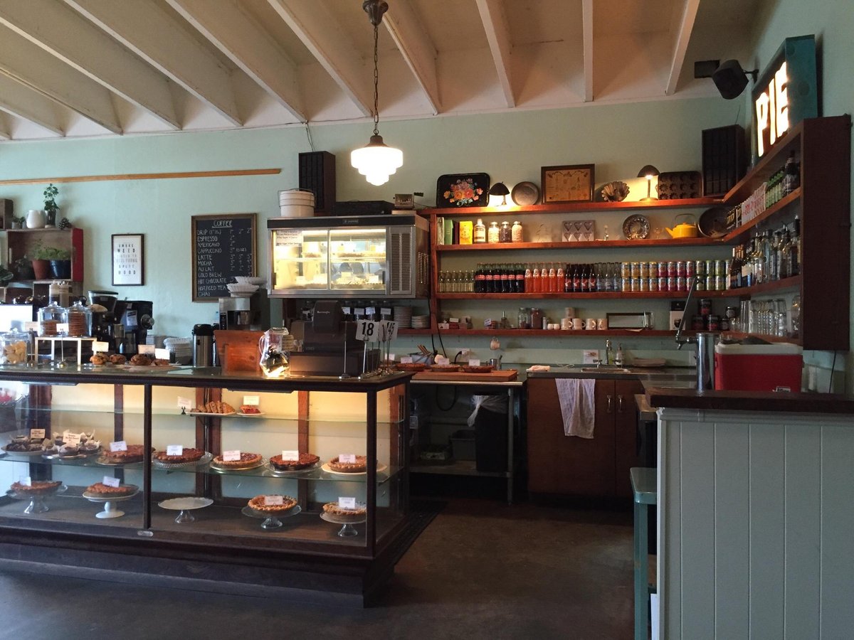 LAURETTA JEAN'S, Portland - Menu, Prices & Restaurant Reviews - Tripadvisor