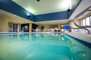 Hampton Inn Green Bay in Green Bay, image may contain: Pool, Water, Swimming Pool, Hotel