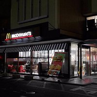 マクドナルド 西大寺ハピータウン店(夜)