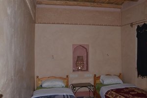 Room & Suite