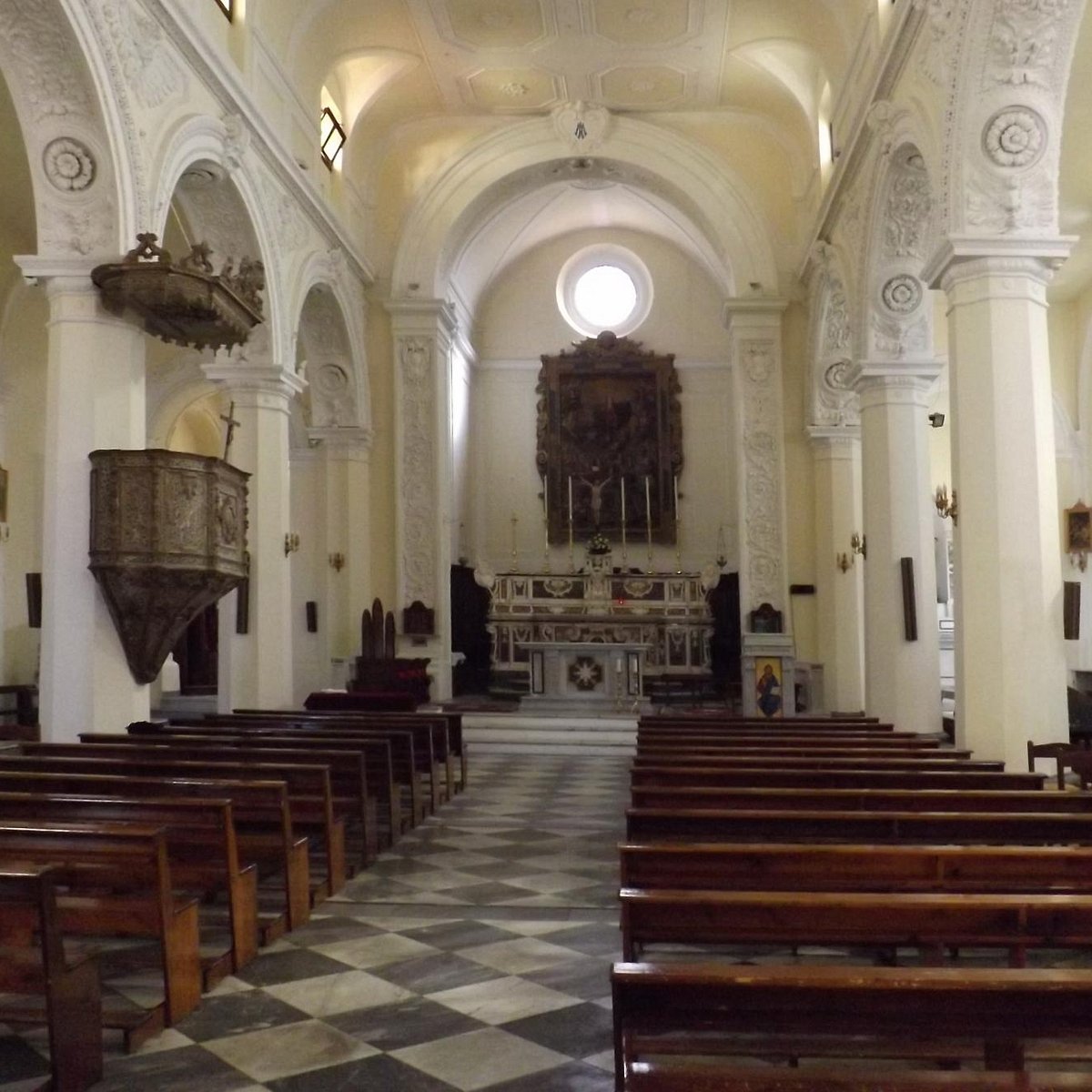 Chiesa Parrocchiale Del Ss. Crocifisso Chiesa del SS. Crocifisso (Belvedere Marittimo) - Tripadvisor
