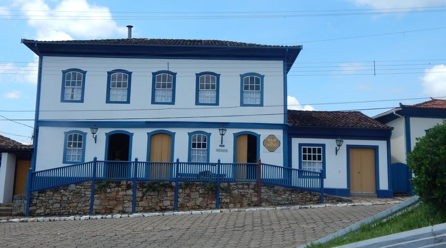 Casa antiga no centro da cidade