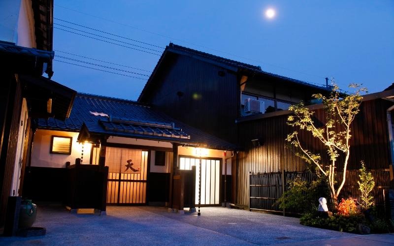 天の棟の外観になります。