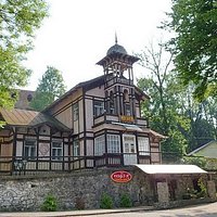 Музей курорта - ранее вилла "Сариуш"