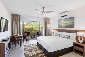 Room & Suite