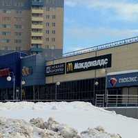 Центральный вход в молл