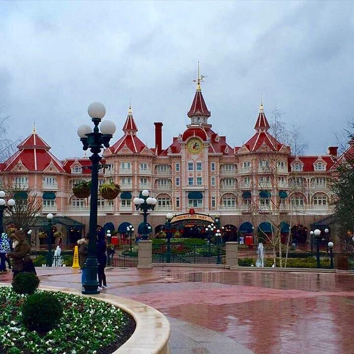 Disneyland Hotel Prices Reviews Chessy France Tripadvisor