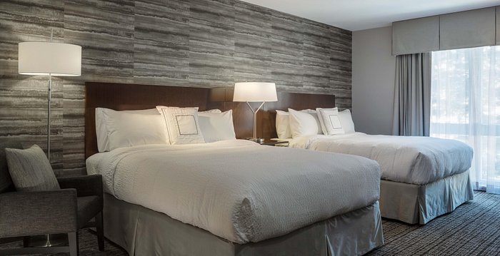 Nice Bedding - Picture of Fairfield Inn & Suites White River Junction -  Tripadvisor