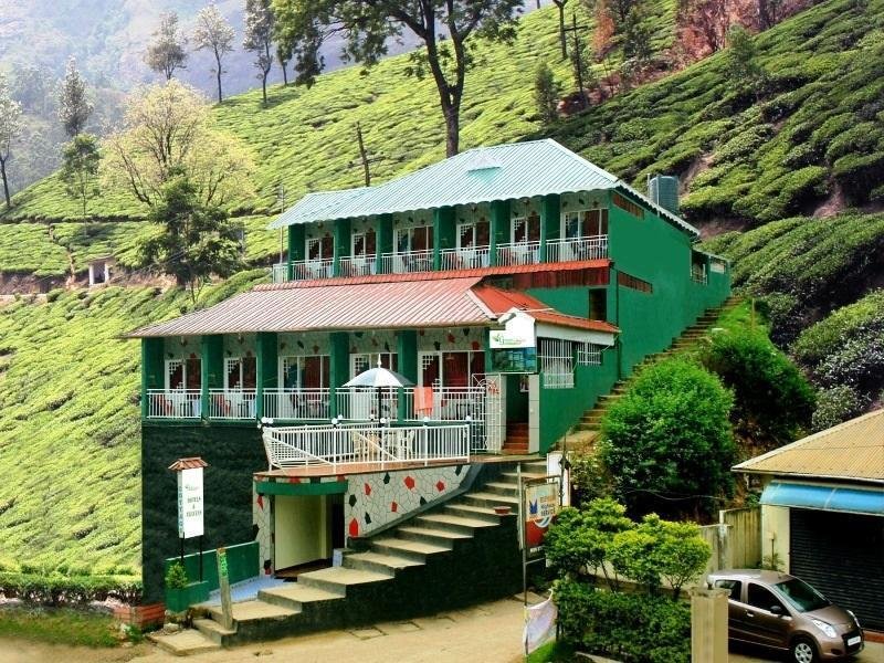 The Green Carpet Resorts Tree House Kerala Chinnakanal India Hotel Reviews Photos Rate Comparison Tripadvisor