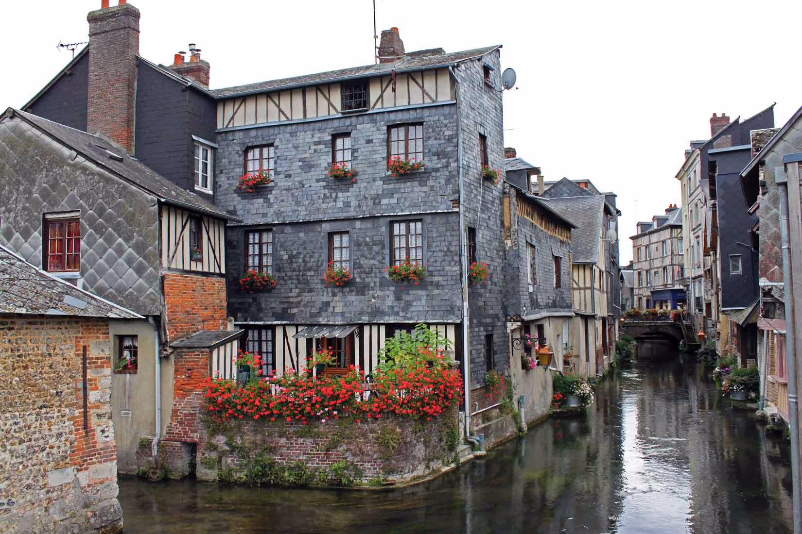 Eglise Saint-Ouen, Pont-Audemer - Tripadvisor