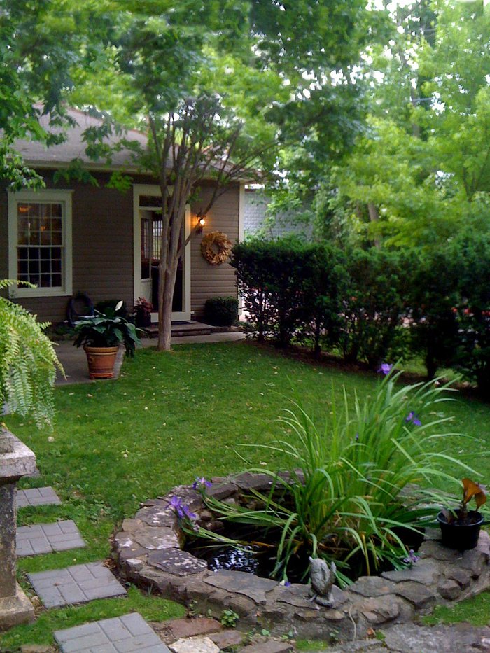 66 CENTER STREET - B&B Reviews (Eureka Springs, AR)