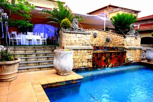 La Villa Vita Nelspruit in Nelspruit, image may contain: Villa, Potted Plant, Pool, Hotel