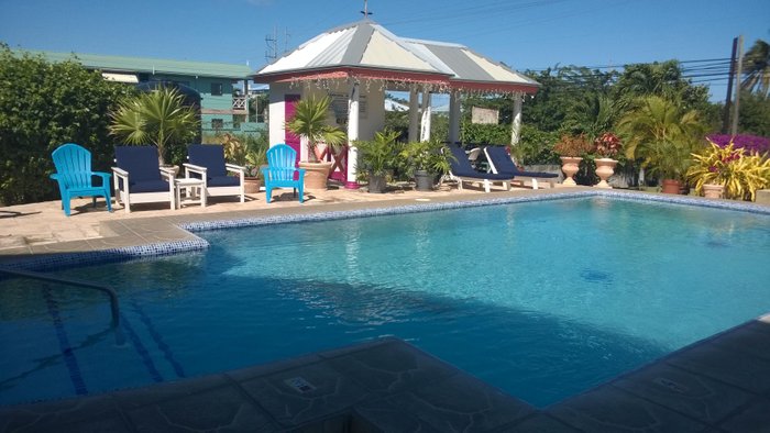 DOUGLAS APARTMENTS - Condominium Reviews (Tobago/Crown Point)