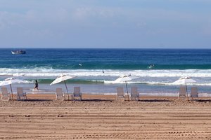 Piscina e praia